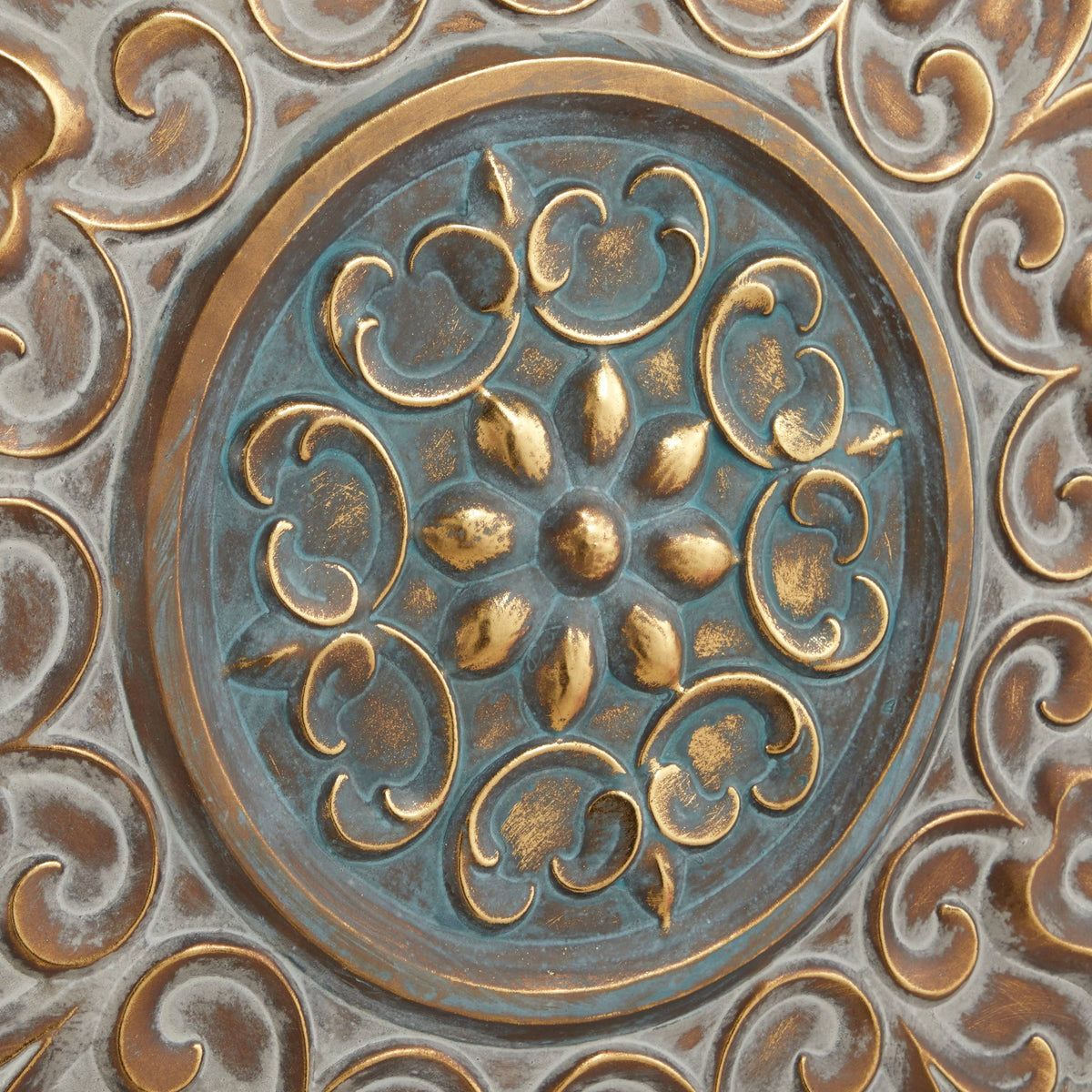 Round Antique Gold Metal Wall Decor with Light Green Textured Pattern Center K4822