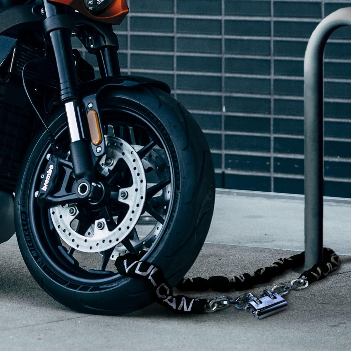 Security Chain and Lock Kit 5/16 Inch x 6 Foot V1936