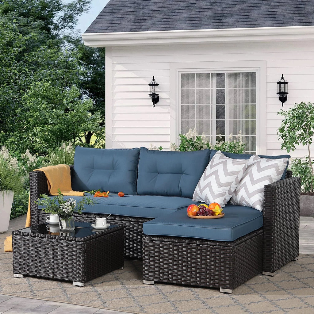 5-Piece Grey Rattan Outdoor Sectional Sofa Set with Glass Coffee Table Q946704