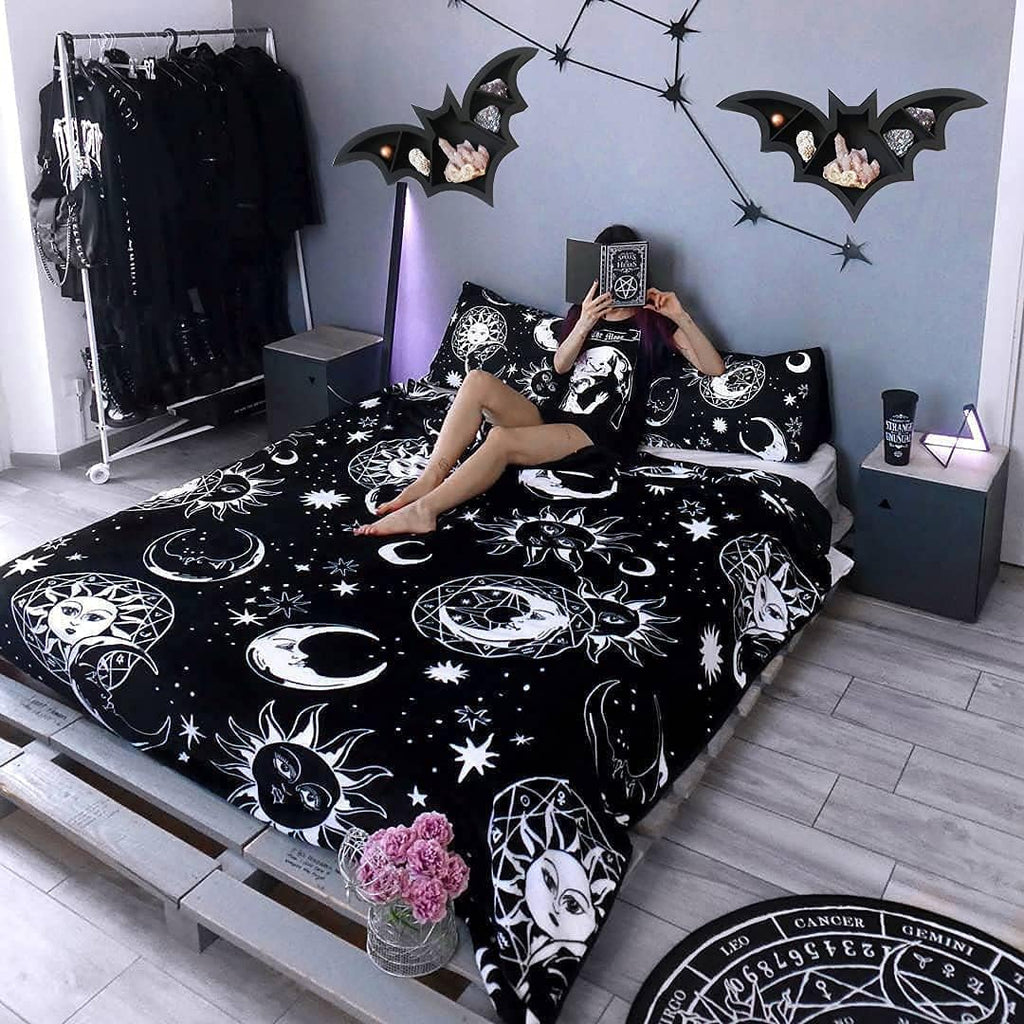Goth Wall Shelf O86610