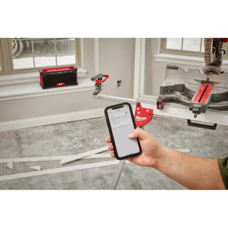 18V Lithium-Ion Cordless Jobsite Radio O1560