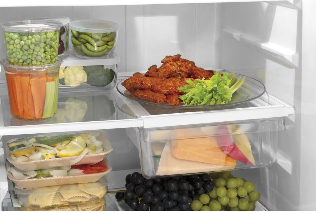 Top Freezer Freestanding Refrigerator White W2411