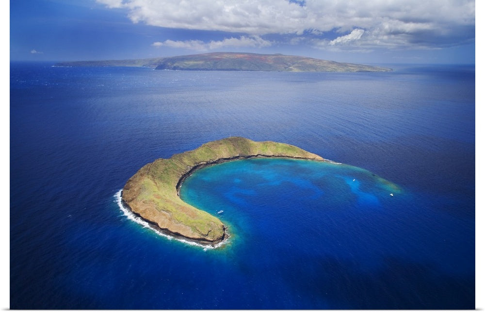 Hawaii, Maui, Molokini With Kaho'olawe In The Distance Art Print K860659