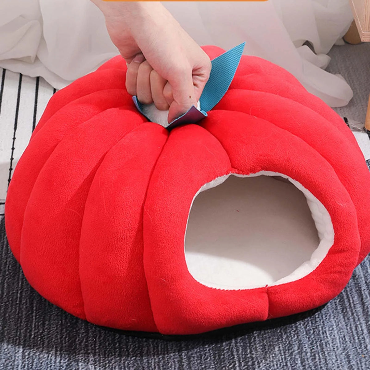 Cat Bed Igloo Pet Bed Cat House Hut Kitten Bed Hideaway Small Dog Tent Bed T948