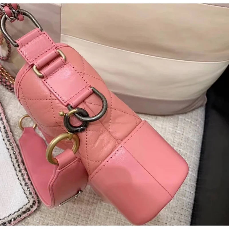 Hobo Handbag Q206664