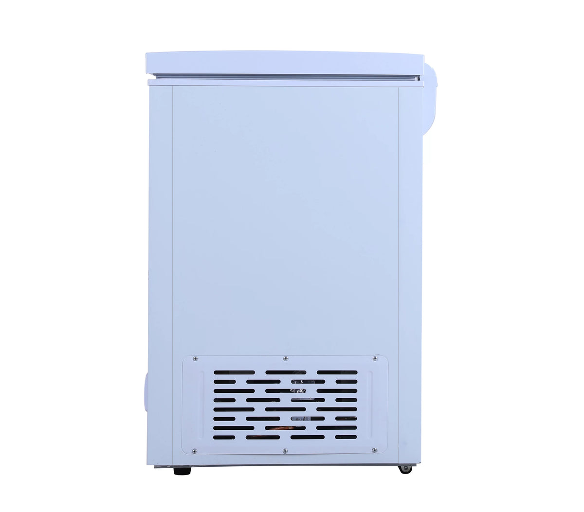 5.0 Cu. Ft. White Chest Freezer Y242
