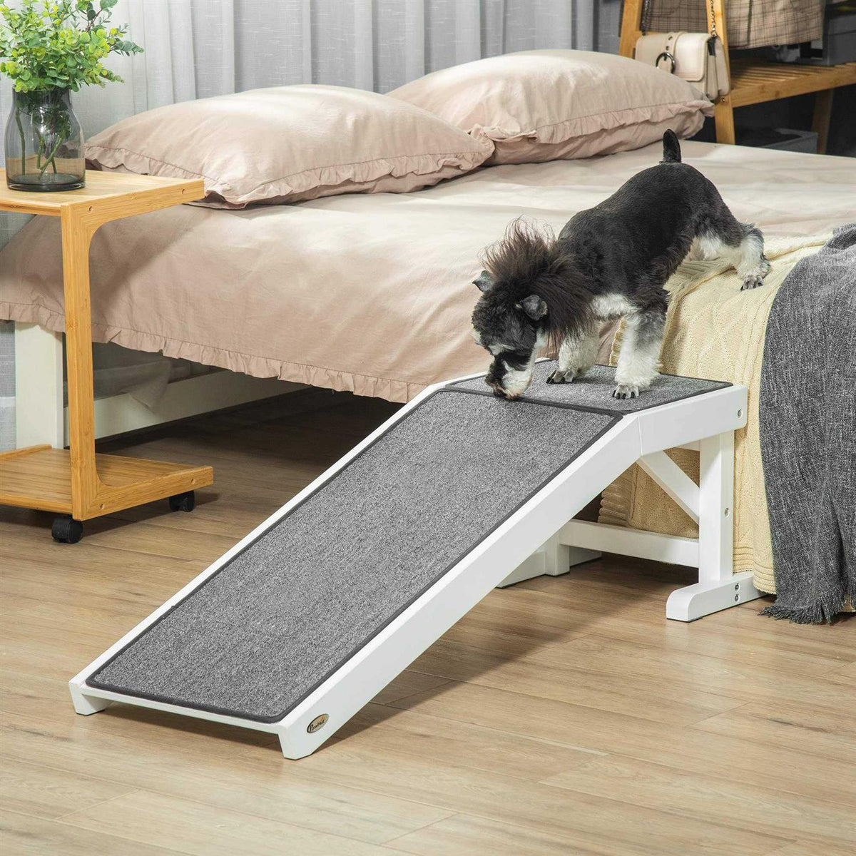 Pet Ramp with Non-Slip Carpet and Top Platform Z12272
