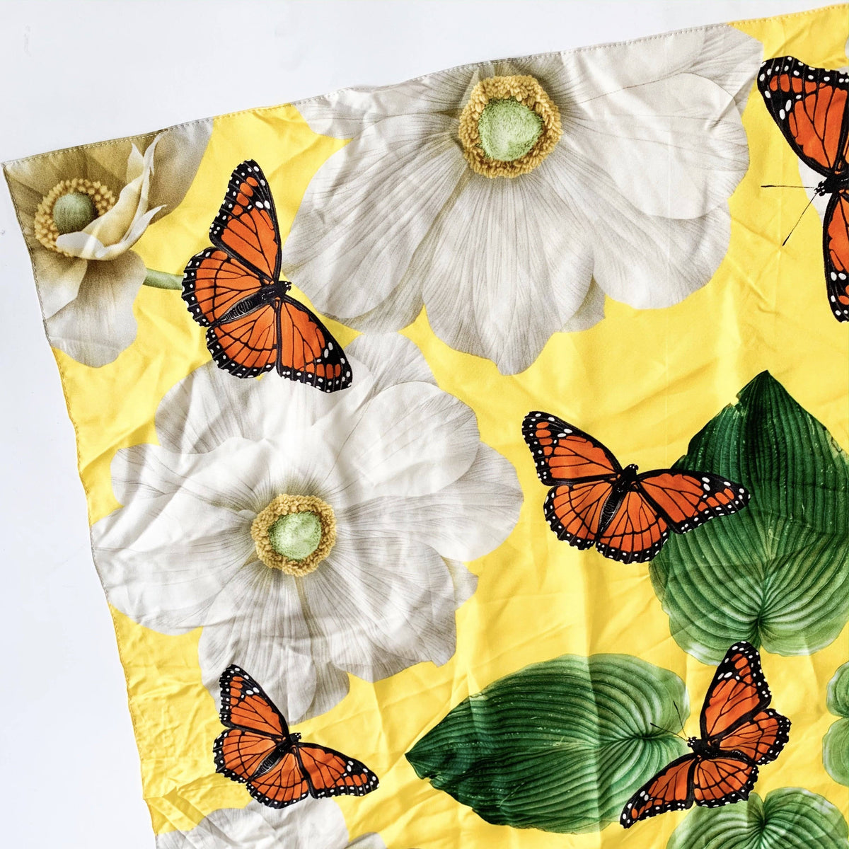 Butterfly and Leaf Scarf G96387