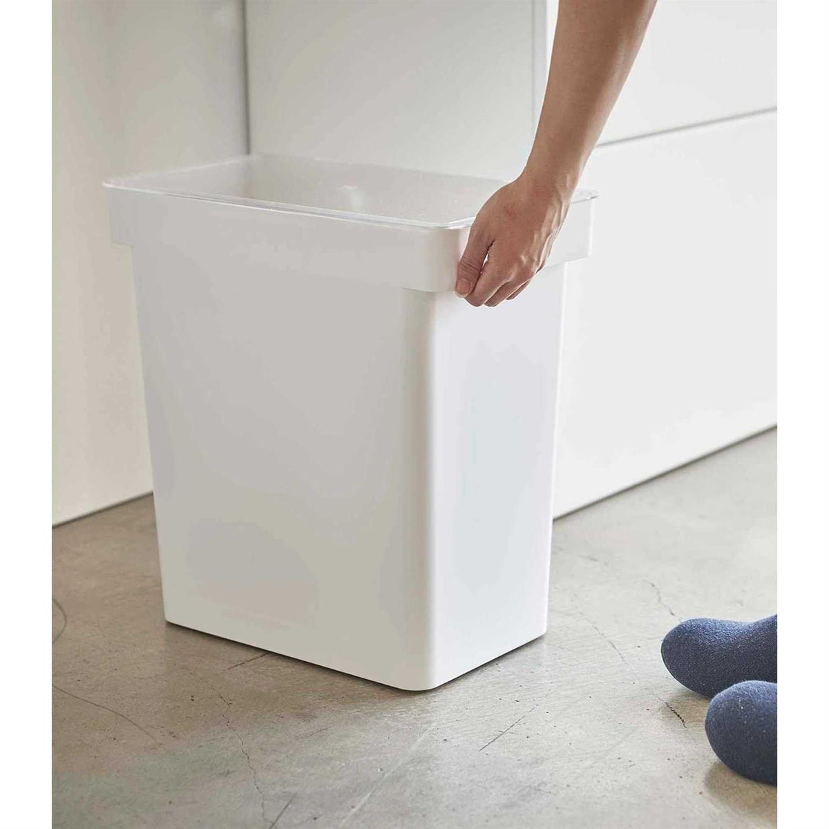 Rolling Airtight Pet Food Container T668653