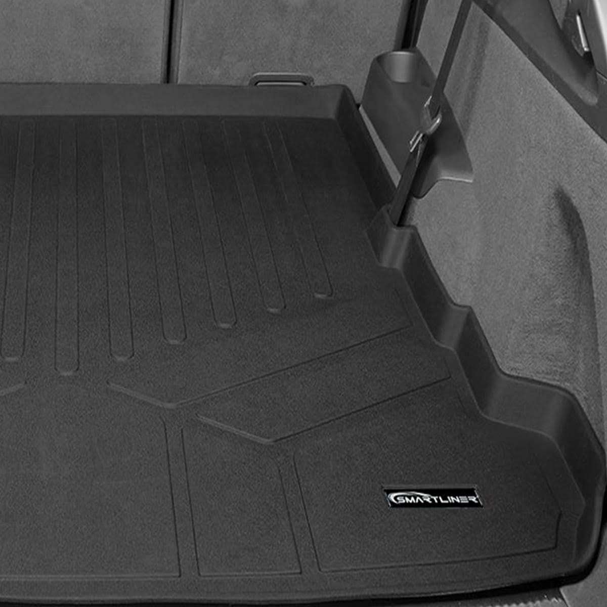 Tan Cargo Liner P911