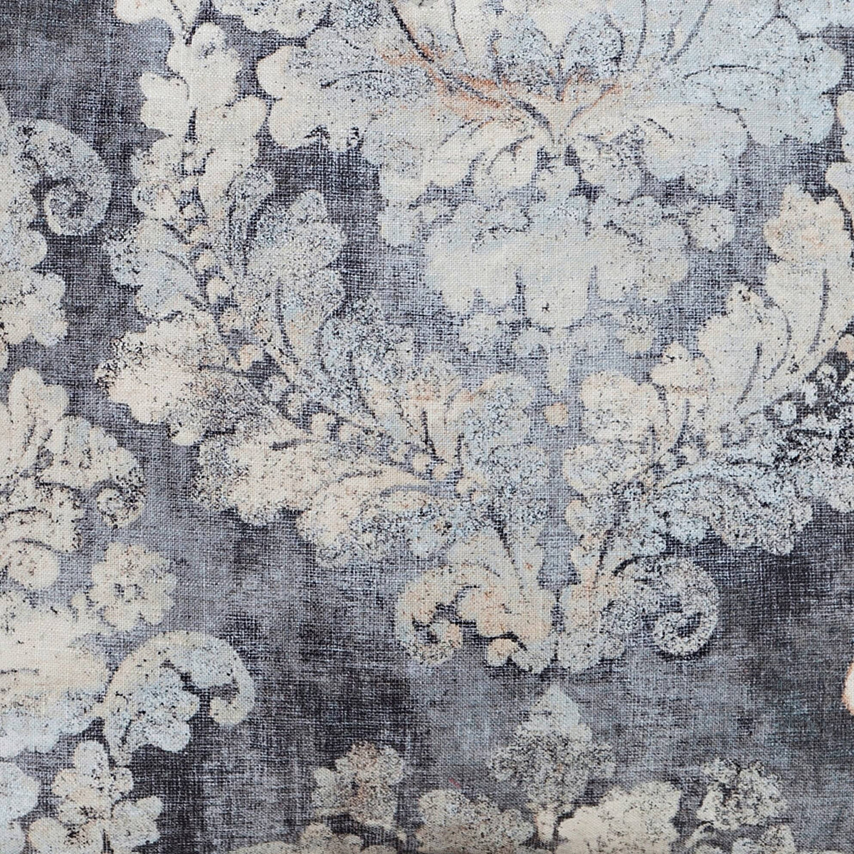 Distressed Damask Duvet and Shams M96333