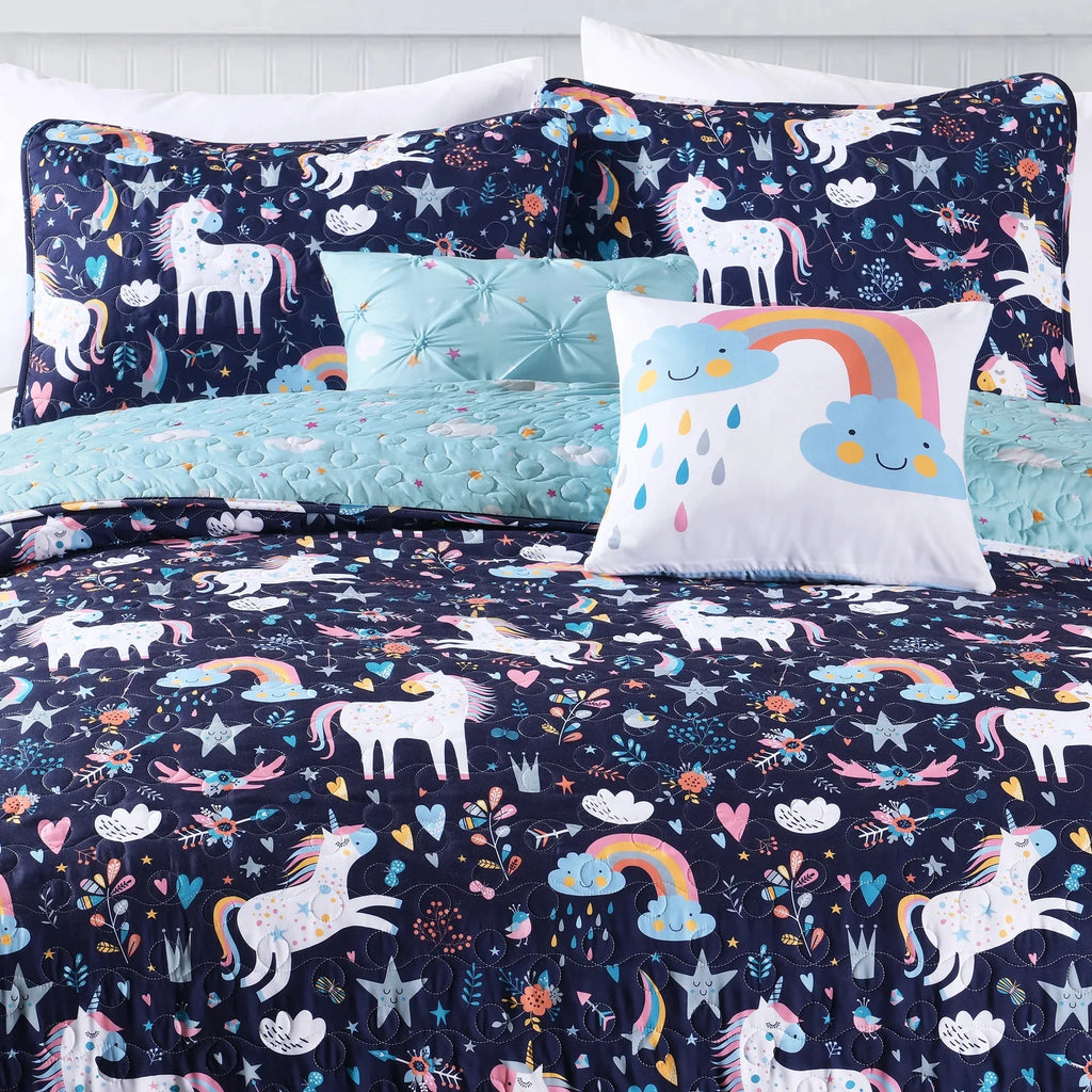 Reversible Animal Print Quilt, Twin, White/Multi, 4-Pc Set F3790